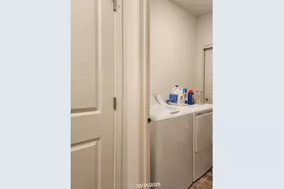 242 Sussex Lane, North Aurora, IL 60542 - Photo 24