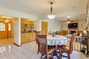 932 Kentucky Ln, Elk Grove Village, IL 60007 - Photo 14