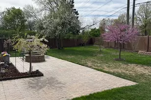 932 Kentucky Ln, Elk Grove Village, IL 60007 - Photo 40