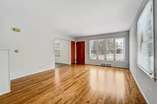 [Address not provided], Clarendon Hills, IL 60514 - Photo 4