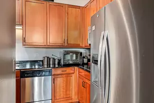 1335 S Prairie Ave, Chicago, IL 60605 - Photo 12