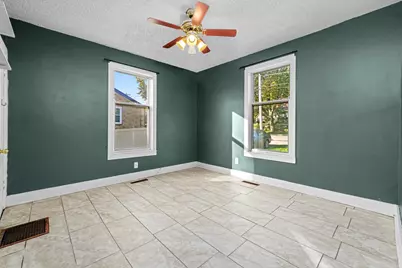 353 Wilcox Avenue, Elgin, IL 60123 - Photo 6