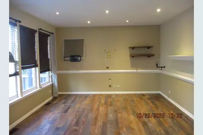 73 W Old Mill Trail, Antioch, IL 60002 - Photo 2