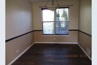 73 W Old Mill Trail, Antioch, IL 60002 - Photo 6