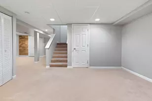 970 Mt Vernon Dr, Grayslake, IL 60030 - Photo 24