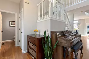 970 Mt Vernon Dr, Grayslake, IL 60030 - Photo 6