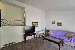 15944 Vera Ct, Oak Forest, IL 60452 - Photo 2