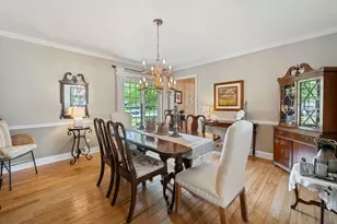 2S658 Avenue Vendome, Oak Brook, IL 60523 - Photo 8