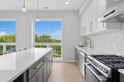 5830 N Lincoln Avenue #2E, Chicago, IL 60659 - Photo 8