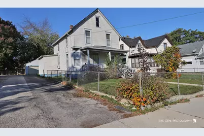428 N Poplar Street, Waukegan, IL 60085 - Photo 1