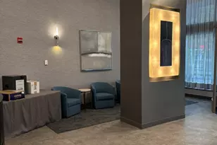 2 E Erie St, Chicago, IL 60611 - Photo 4