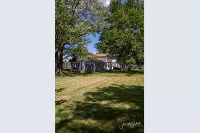 213 N Main Street, Sandwich, IL 60548 - Photo 32
