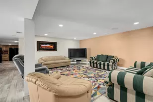 [Address not provided], West Chicago, IL 60185 - Photo 34