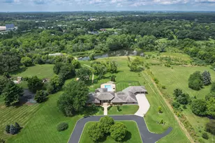 [Address not provided], West Chicago, IL 60185 - Photo 2