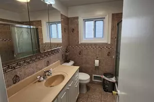 9407 Ironwood Ln, Des Plaines, IL 60016 - Photo 22