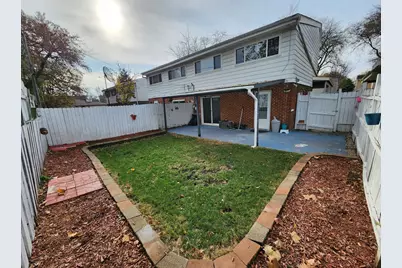 9407 Ironwood Lane, Des Plaines, IL 60016 - Photo 30