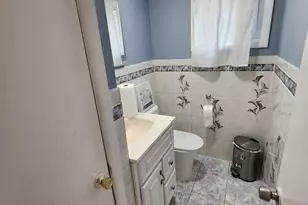 9407 Ironwood Ln, Des Plaines, IL 60016 - Photo 12