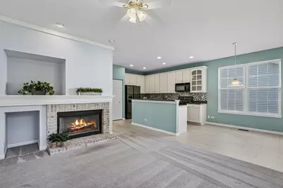 2325 Carillon Drive, Grayslake, IL 60030 - Photo 10