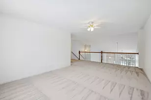 2325 Carillon Dr, Grayslake, IL 60030 - Photo 14