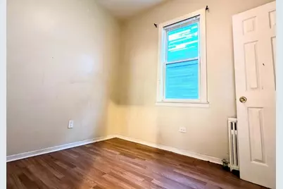 8125 S Escanaba Avenue #2, Chicago, IL 60617 - Photo 6