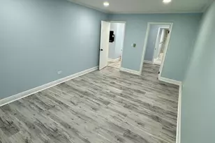 830 E Old Willow Rd, Prospect Heights, IL 60070 - Photo 12