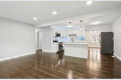 5924 W 109th Street, Chicago Ridge, IL 60415 - Photo 6