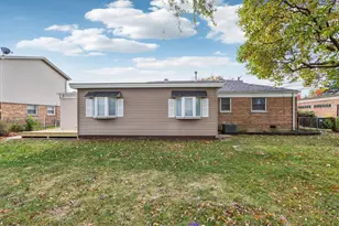 5924 W 109th St, Chicago Ridge, IL 60415 - Photo 32