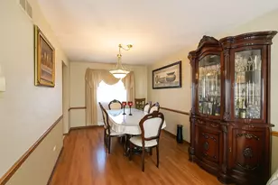 3328 193rd St, Lansing, IL 60438 - Photo 6