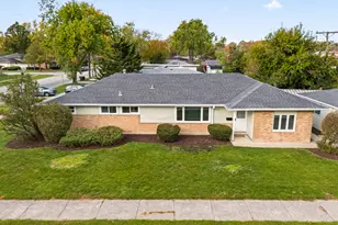 500 Lakewood Blvd, Park Forest, IL 60466 - Photo 2