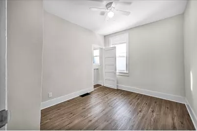 1406 W Walnut Street, Bloomington, IL 61701 - Photo 16