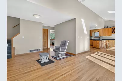 4523 W Crystal Lake Road, McHenry, IL 60050 - Photo 14