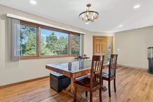 4523 W Crystal Lake Rd, McHenry, IL 60050 - Photo 4