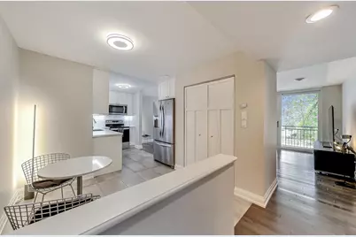 424 Park Avenue #205, River Forest, IL 60305 - Photo 2