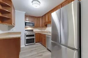 540 Biesterfield Rd, Elk Grove Village, IL 60007 - Photo 8