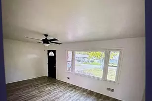 3100 Jo Ann Dr, Joliet, IL 60431 - Photo 2