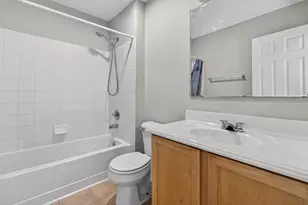 2830 Cattail Ct, Wauconda, IL 60084 - Photo 8