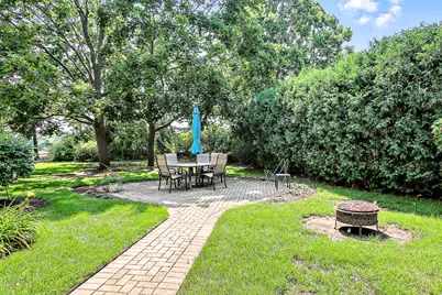 2770 Sandalwood Road, Buffalo Grove, IL 60089 - Photo 24