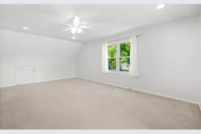 662 Waterbury Avenue, Gurnee, IL 60031 - Photo 32