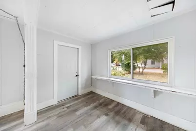 819 E Center Street, Monticello, IL 61856 - Photo 18