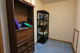 2013 Jeffrey Ln, Elgin, IL 60123 - Photo 20