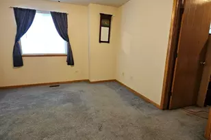 2013 Jeffrey Ln, Elgin, IL 60123 - Photo 24