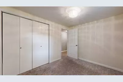 1410 S Mattis Avenue, Champaign, IL 61821 - Photo 18