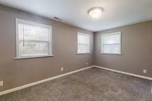 1410 S Mattis Ave, Champaign, IL 61821 - Photo 20