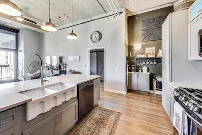 320 E 21st Street #501, Chicago, IL 60616 - Photo 6