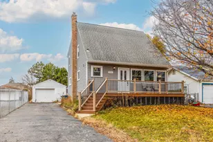 516 N Emroy Ave, Elmhurst, IL 60126 - Photo 1