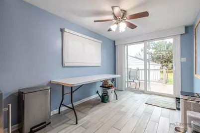 516 N Emroy Avenue, Elmhurst, IL 60126 - Photo 12