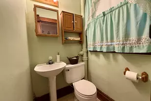 421 N Grant St, Clifton, IL 61727 - Photo 10