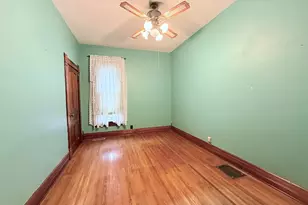 421 N Grant St, Clifton, IL 61727 - Photo 8