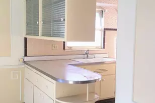 [Address not provided], North Riverside, IL 60546 - Photo 4