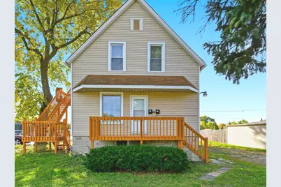 7635 W Foster Avenue, Chicago, IL 60656 - Photo 1